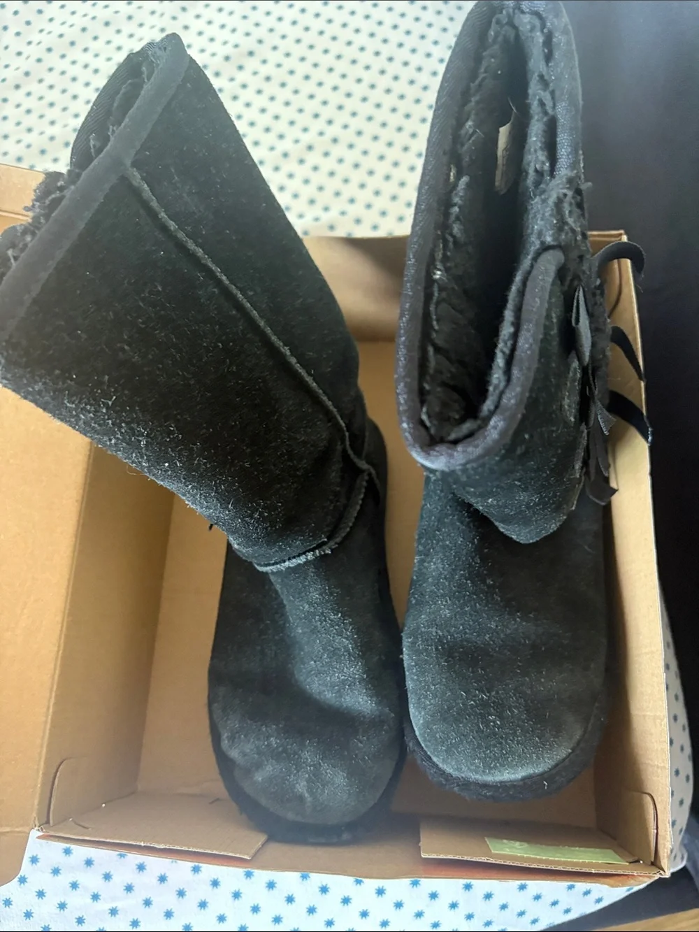 Koolaburra Black Suede Bow Accent Kids Snow Boots